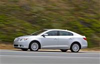 Buick LaCrosse Monthly Vehicle Sales
