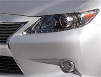 Lexus ES 350 Monthly Vehicle Sales