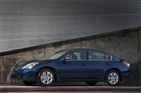 Nissan Altima Monthly Vehicle Sales