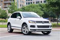 Volkswagen Touareg Monthly Vehicle Sales
