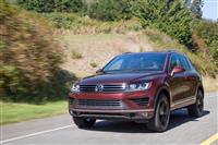 Volkswagen Touareg Monthly Vehicle Sales