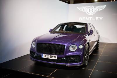Bentley unveils the Flying Spur Hybrid for the first time in Europe at Autoworld