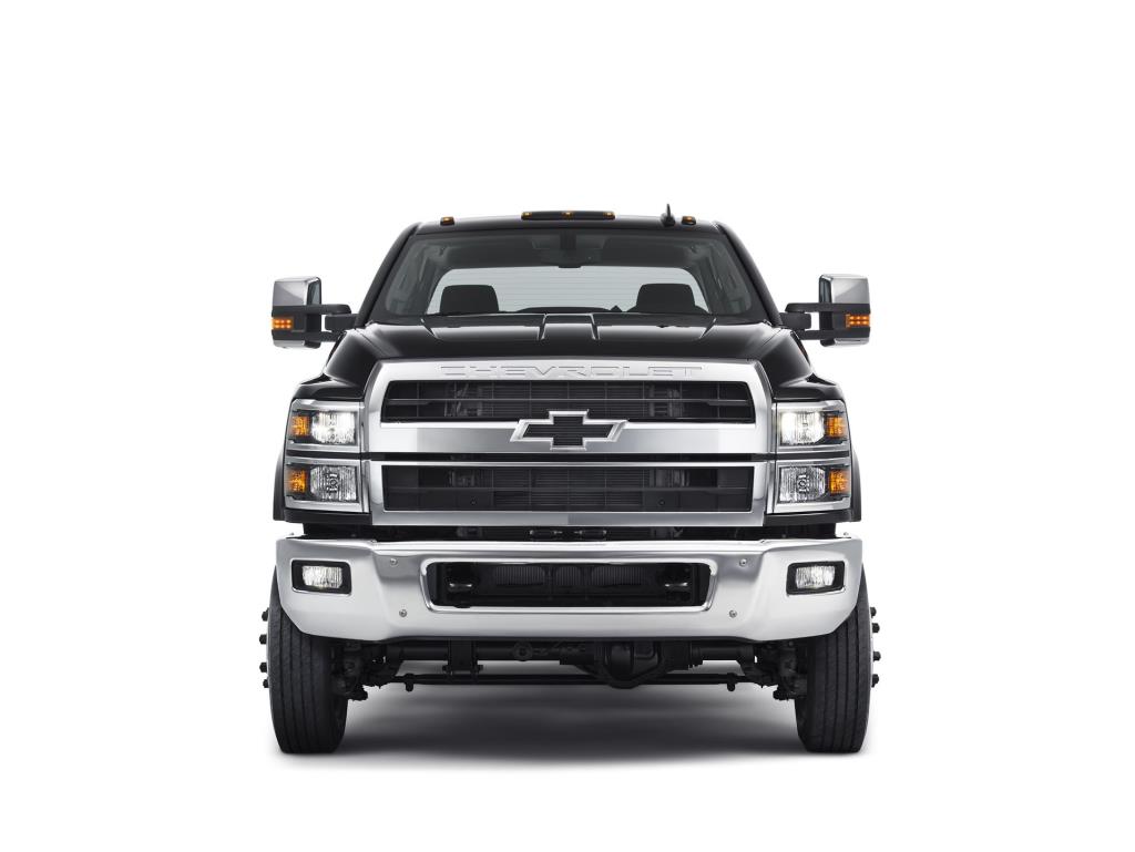 From Racetrack To Worksite: Chevrolet's All-New 2019 Silverado Chassis Cab Trucks Adopt Racing-Inspired Flowtie