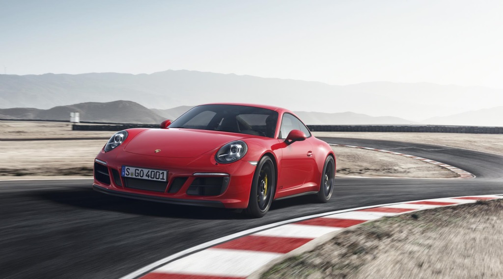 FASTER AND MORE CAPABLE THAN EVER BEFORE – THE NEW PORSCHE 911 GTS MODELS